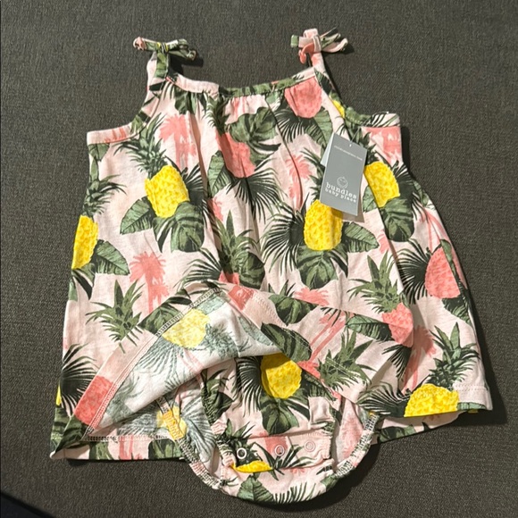 Baby Girl Rompers - Picture 7 of 7